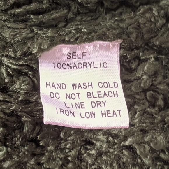 The BluIvy | Sweaters | Bluivy Oversized Chunky Cable Knit Sweater Green | Poshmark